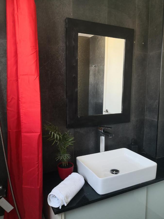 Fine Designed Flat 302 Apartment Larnaca Exterior photo