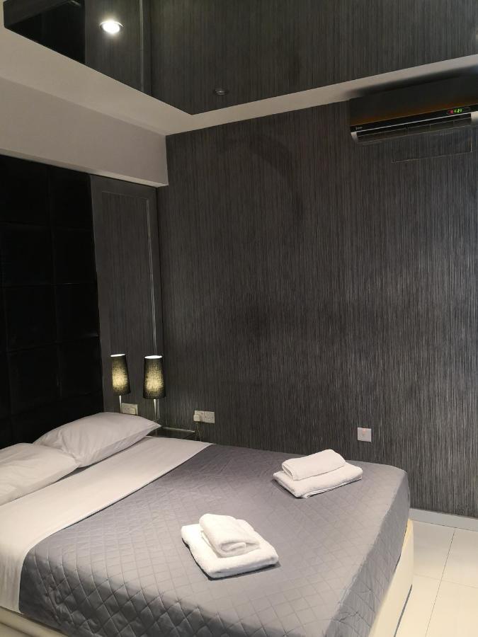 Fine Designed Flat 302 Apartment Larnaca Exterior photo